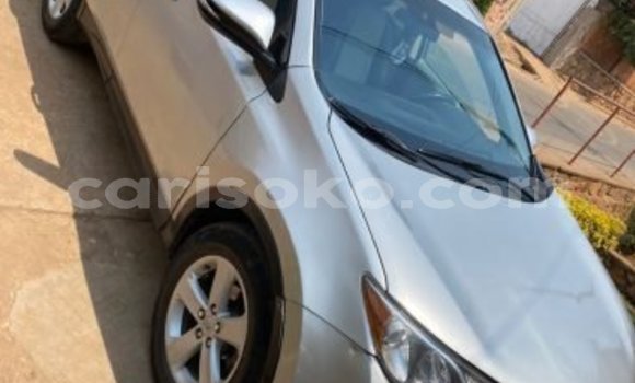 Acheter Occasion Voiture Toyota RAV4 Autre à Kigali, Rwanda Acheter Occasion Voiture Toyota RAV4 Autre à Kigali, Rwanda