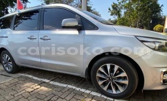 Acheter Occasion Voiture Kia Carnival Autre à Kigali, Rwanda Acheter Occasion Voiture Kia Carnival Autre à Kigali, Rwanda