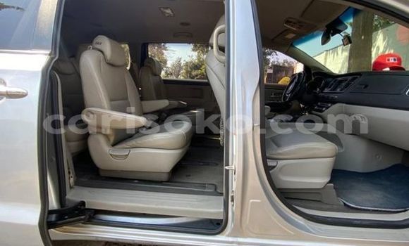 Acheter Occasion Voiture Kia Carnival Autre à Kigali, Rwanda Acheter Occasion Voiture Kia Carnival Autre à Kigali, Rwanda