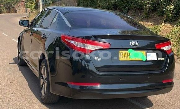Acheter Occasion Voiture Kia K5 Noir à Kigali, Rwanda Acheter Occasion Voiture Kia K5 Noir à Kigali, Rwanda