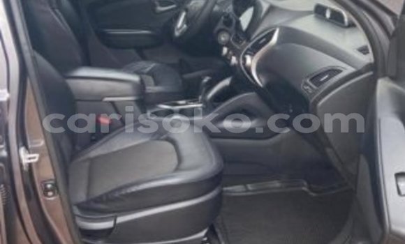 Acheter Occasion Voiture Hyundai Tucson Gris à Kigali, Rwanda Acheter Occasion Voiture Hyundai Tucson Gris à Kigali, Rwanda