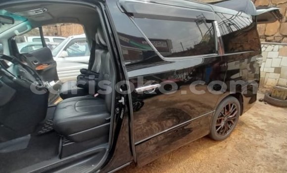 Acheter Occasion Voiture Toyota Alphard Noir à Kigali, Rwanda Acheter Occasion Voiture Toyota Alphard Noir à Kigali, Rwanda