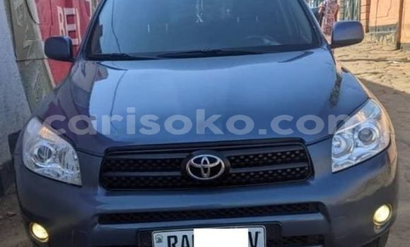Acheter Occasion Voiture Toyota RAV4 Bleu à Kigali, Rwanda Acheter Occasion Voiture Toyota RAV4 Bleu à Kigali, Rwanda