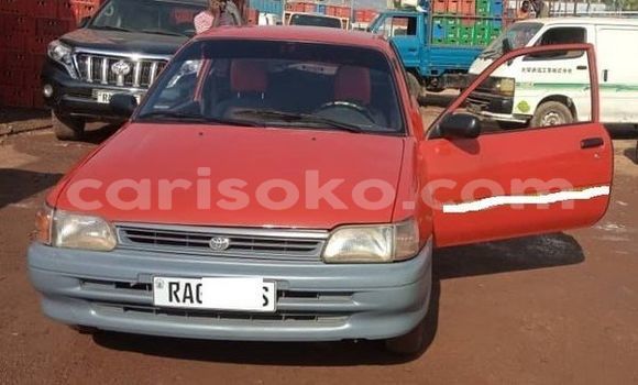Acheter Occasion Voiture Toyota Starlet Marron à Kigali, Rwanda Acheter Occasion Voiture Toyota Starlet Marron à Kigali, Rwanda