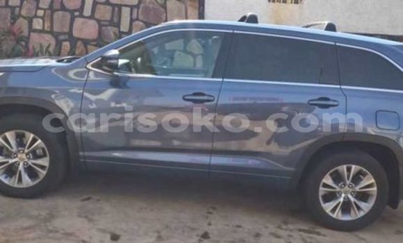 Buy Used Toyota Highlander Silver Car in Kigali in Rwanda Buy Used Toyota Highlander Silver Car in Kigali in Rwanda