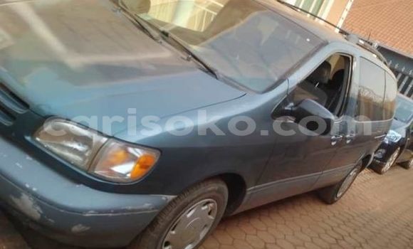 Sayi Na hannu Toyota Sienna Gris Mota in Kigali a Rwanda