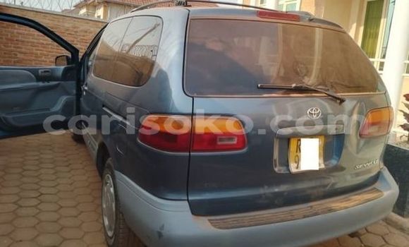 Acheter Occasion Voiture Toyota Sienna Gris à Kigali, Rwanda Acheter Occasion Voiture Toyota Sienna Gris à Kigali, Rwanda
