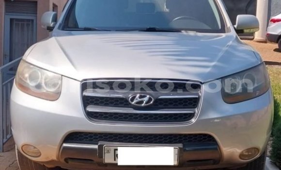 Acheter Occasion Voiture Hyundai Santa Fe Autre à Kigali, Rwanda Acheter Occasion Voiture Hyundai Santa Fe Autre à Kigali, Rwanda