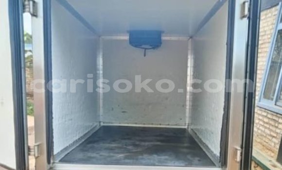 Buy Used DongFeng MPV White Car in Kigali in Rwanda Buy Used DongFeng MPV White Car in Kigali in Rwanda