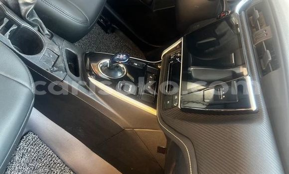 Acheter Occasion Voiture Toyota Corolla Rouge à Kigali, Rwanda Acheter Occasion Voiture Toyota Corolla Rouge à Kigali, Rwanda