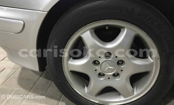 Sayi Imported Mercedes-Benz 190 (W201) Autre Mota in Import - Dubai a Rwanda Sayi Imported Mercedes-Benz 190 (W201) Autre Mota in Import - Dubai a Rwanda