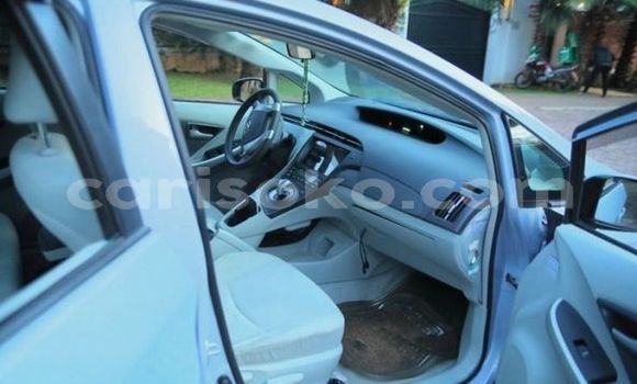 Acheter Occasion Voiture Toyota Prius Bleu à Kigali, Rwanda Acheter Occasion Voiture Toyota Prius Bleu à Kigali, Rwanda
