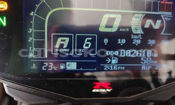 Acheter Occasion Moto Suzuki GSX–R Blanc à Kigali, Rwanda Acheter Occasion Moto Suzuki GSX–R Blanc à Kigali, Rwanda