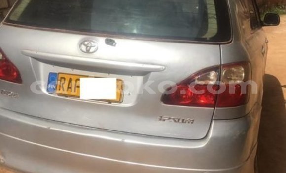 اشتري مستعمل Toyota Ipsum Autre سيارة في Kigali في Rwanda