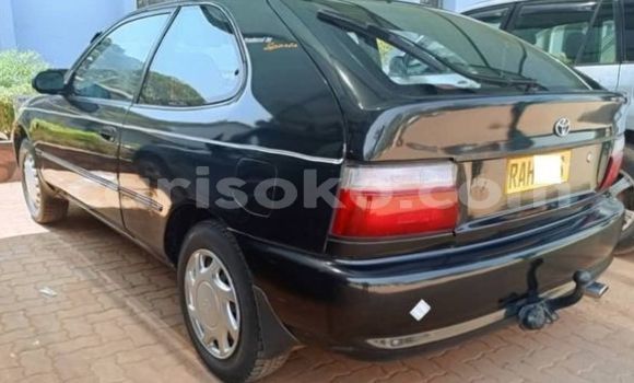 Sayi Na hannu Toyota Corolla Noir Mota in Kigali a Rwanda Sayi Na hannu Toyota Corolla Noir Mota in Kigali a Rwanda