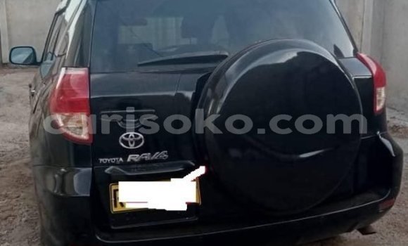 Acheter Occasion Voiture Toyota RAV4 Noir à Kigali, Rwanda Acheter Occasion Voiture Toyota RAV4 Noir à Kigali, Rwanda