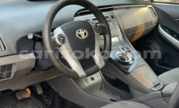 Acheter Occasion Voiture Toyota Prius Gris à Kigali, Rwanda Acheter Occasion Voiture Toyota Prius Gris à Kigali, Rwanda