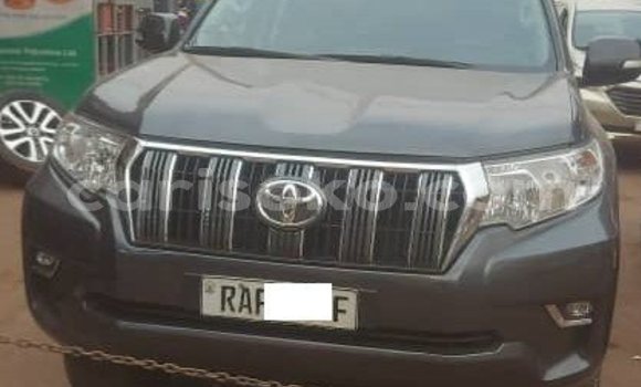 Acheter Occasion Voiture Toyota Land Cruiser Prado Gris à Kigali, Rwanda Acheter Occasion Voiture Toyota Land Cruiser Prado Gris à Kigali, Rwanda