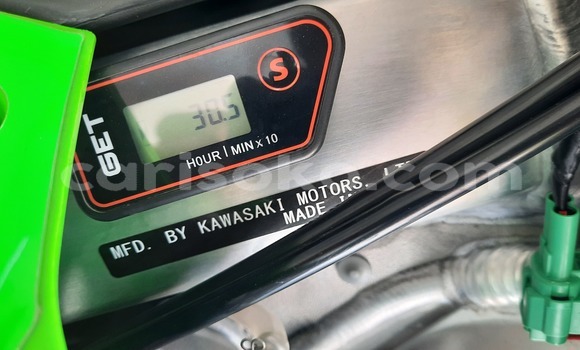 Acheter Occasion Moto Kawasaki KX Vert à Kigali, Rwanda Acheter Occasion Moto Kawasaki KX Vert à Kigali, Rwanda