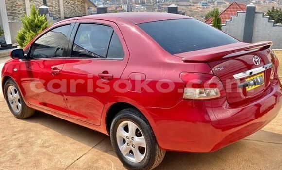 Acheter Occasion Voiture Toyota Yaris Rouge à Kigali, Rwanda Acheter Occasion Voiture Toyota Yaris Rouge à Kigali, Rwanda