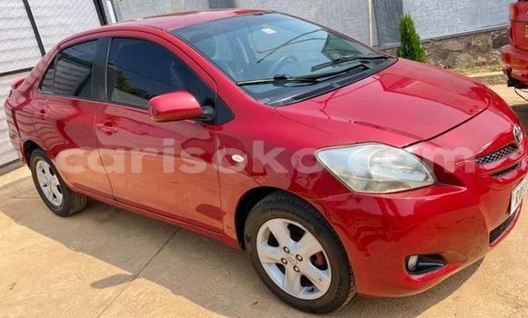 Acheter Occasion Voiture Toyota Yaris Rouge à Kigali, Rwanda Acheter Occasion Voiture Toyota Yaris Rouge à Kigali, Rwanda