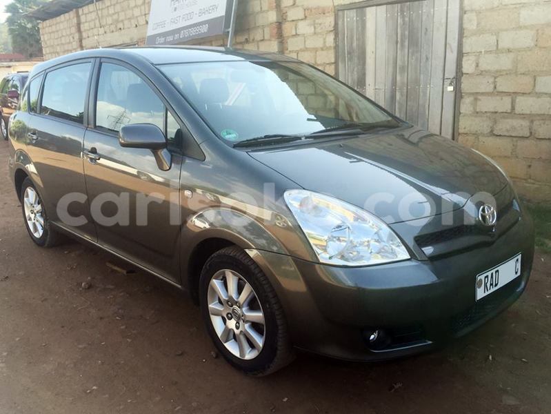 Big with watermark 2b05bb13f5c1 corolla verso 2006 11 5m 5