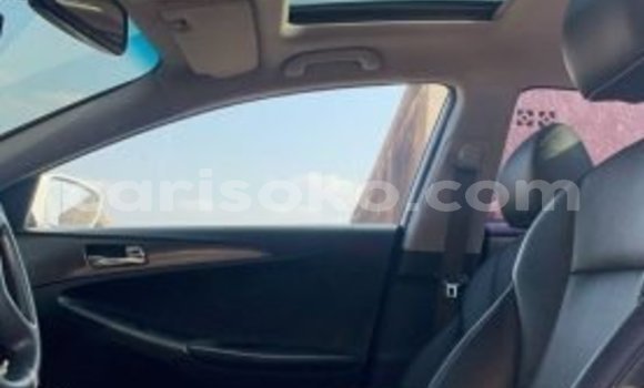 Acheter Occasion Voiture Hyundai Sonata Blanc à Kigali, Rwanda Acheter Occasion Voiture Hyundai Sonata Blanc à Kigali, Rwanda