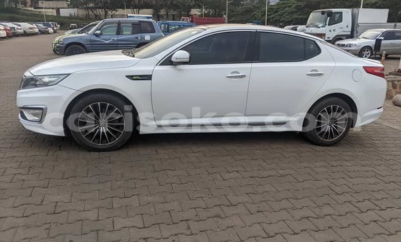 اشتري مستعمل Kia K5 Blanc سيارة في Kigali في Rwanda اشتري مستعمل Kia K5 Blanc سيارة في Kigali في Rwanda