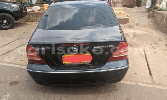 اشتري مستعمل Mercedes-Benz C–Class Noir سيارة في Gasarenda في Rwanda اشتري مستعمل Mercedes-Benz C–Class Noir سيارة في Gasarenda في Rwanda