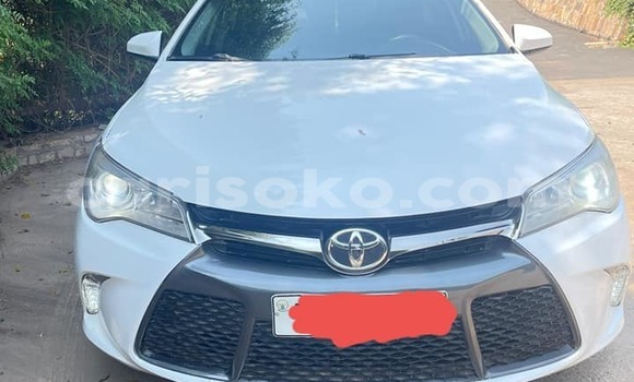 اشتري مستعمل Toyota Camry Blanc سيارة في Gasarenda في Rwanda اشتري مستعمل Toyota Camry Blanc سيارة في Gasarenda في Rwanda