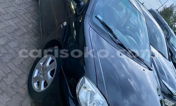 Acheter Occasion Voiture Toyota Corolla Noir à Kigali, Rwanda Acheter Occasion Voiture Toyota Corolla Noir à Kigali, Rwanda