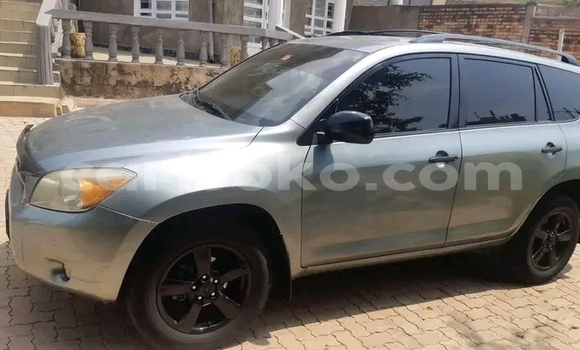 Acheter Occasion Voiture Toyota RAV4 Autre à Gasarenda, Rwanda Acheter Occasion Voiture Toyota RAV4 Autre à Gasarenda, Rwanda