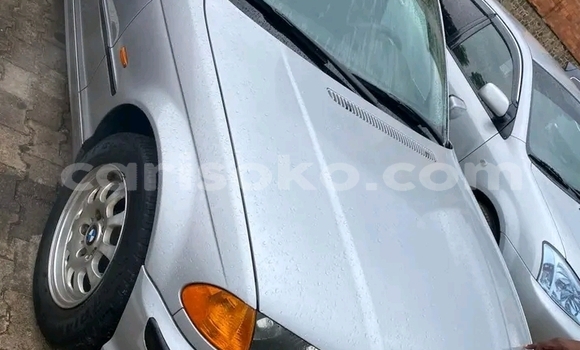 Acheter Occasion Voiture BMW New Class Autre à Kigali, Rwanda Acheter Occasion Voiture BMW New Class Autre à Kigali, Rwanda