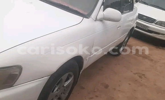 Sayi Na hannu Toyota Corolla Blanc Mota in Kigali a Rwanda Sayi Na hannu Toyota Corolla Blanc Mota in Kigali a Rwanda