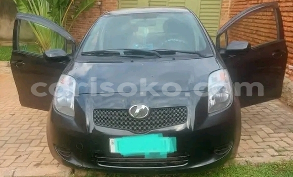 Sayi Na hannu Toyota Vitz Noir Mota in Gisenyi a Gisenyi Sayi Na hannu Toyota Vitz Noir Mota in Gisenyi a Gisenyi