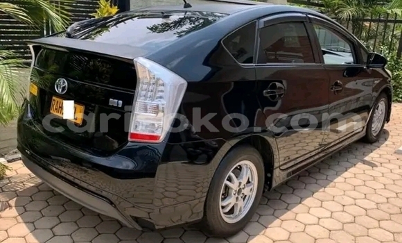 Sayi Na hannu Toyota Prius Noir Mota in Kigali a Rwanda Sayi Na hannu Toyota Prius Noir Mota in Kigali a Rwanda
