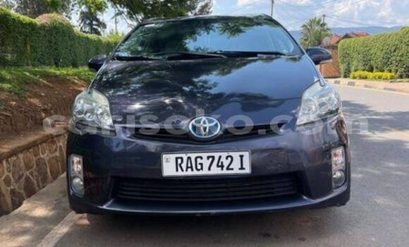 Acheter Occasion Voiture Toyota Prius Blanc à Kigali, Rwanda Acheter Occasion Voiture Toyota Prius Blanc à Kigali, Rwanda