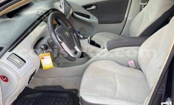 Acheter Occasion Voiture Toyota Prius Blanc à Kigali, Rwanda Acheter Occasion Voiture Toyota Prius Blanc à Kigali, Rwanda