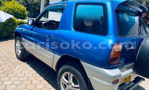 اشتري مستعمل Toyota RAV4 Autre سيارة في Kigali في Rwanda اشتري مستعمل Toyota RAV4 Autre سيارة في Kigali في Rwanda