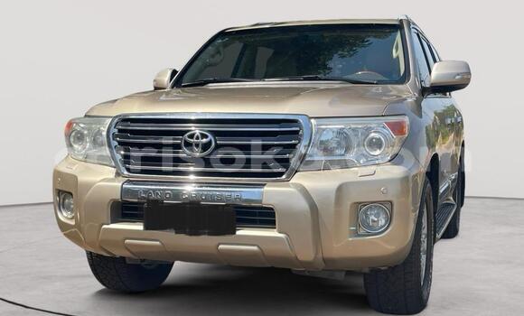 Buy Used Toyota Highlander Other Car in Gikongoro in Gikongoro Buy Used Toyota Highlander Other Car in Gikongoro in Gikongoro