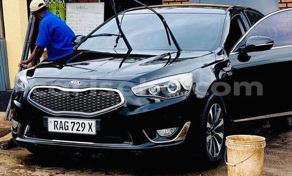 Acheter Occasion Voiture Kia K7 Noir à Gasarenda, Rwanda Acheter Occasion Voiture Kia K7 Noir à Gasarenda, Rwanda