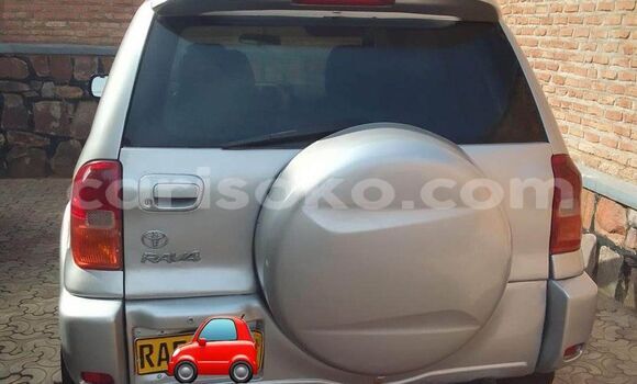 Acheter Occasion Voiture Toyota RAV4 Autre à Gisenyi, Gisenyi Acheter Occasion Voiture Toyota RAV4 Autre à Gisenyi, Gisenyi