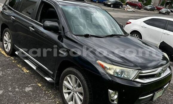 Acheter Occasion Voiture Toyota Highlander Noir à Gicumbi, Rwanda