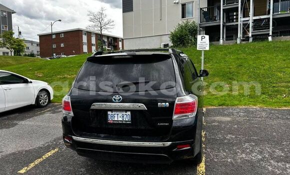 Buy Used Toyota Highlander Black Car in Gicumbi in Rwanda Buy Used Toyota Highlander Black Car in Gicumbi in Rwanda