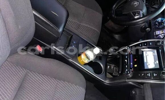 Acheter Occasion Voiture Toyota Camry Blanc à Gasarenda, Rwanda Acheter Occasion Voiture Toyota Camry Blanc à Gasarenda, Rwanda