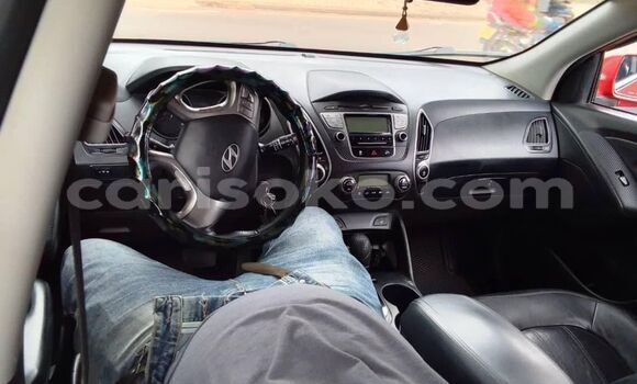 Buy Used Hyundai Tucson Red Car in Gicumbi in Rwanda Buy Used Hyundai Tucson Red Car in Gicumbi in Rwanda