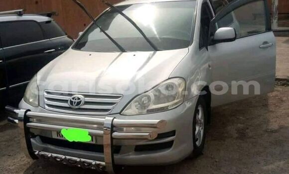 Acheter Occasion Voiture Toyota Avensis Autre à Gicumbi, Rwanda Acheter Occasion Voiture Toyota Avensis Autre à Gicumbi, Rwanda
