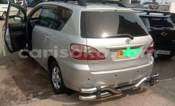 Acheter Occasion Voiture Toyota Avensis Autre à Gicumbi, Rwanda Acheter Occasion Voiture Toyota Avensis Autre à Gicumbi, Rwanda