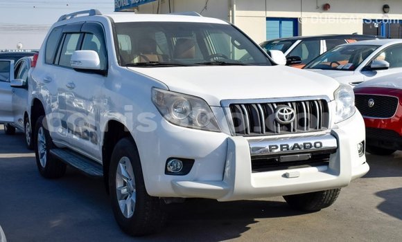 Acheter Import Voiture Toyota Prado Blanc à Import - Dubai, Rwanda Acheter Import Voiture Toyota Prado Blanc à Import - Dubai, Rwanda
