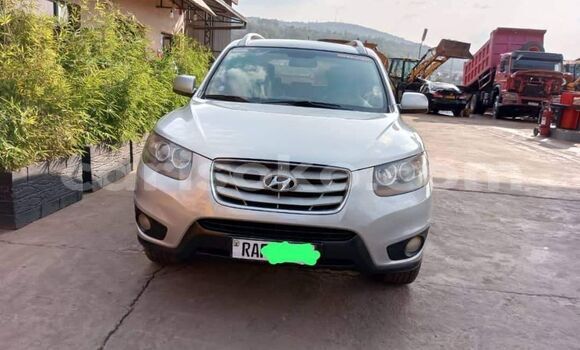 Acheter Occasion Voiture Hyundai Santa Fe Autre à Gikongoro, Gikongoro Acheter Occasion Voiture Hyundai Santa Fe Autre à Gikongoro, Gikongoro